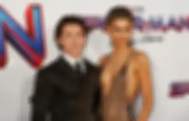 Tom Holland Beli Mansion di Inggris, Untuk Tinggal dengan Zendaya?