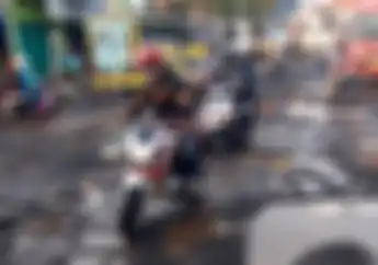 Awas Perjalanan Jauh Lebaran Bertemu Jalan Berlubang, Hantam atau Hindari?