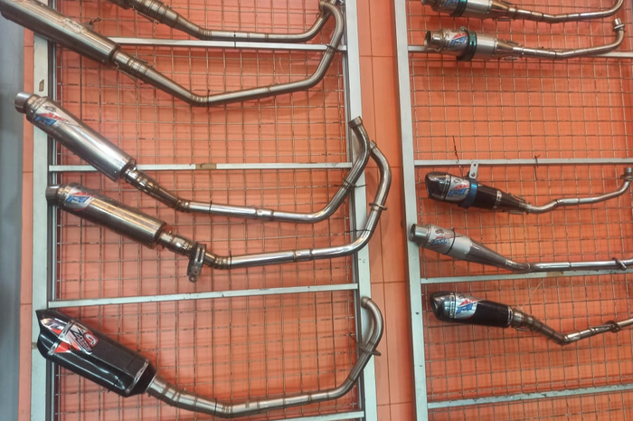 Ilustrasu knalpot aftermarket