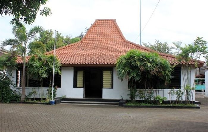 Rumah masa kecil SBY di Pacitan.  