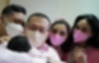 Potret Menggemaskan Baby A yang Anteng Dalam Dekapan Ashanty, Istri Anang Hermansyah Beberkan Arti Nama Cucu Pertamanya, Apa?