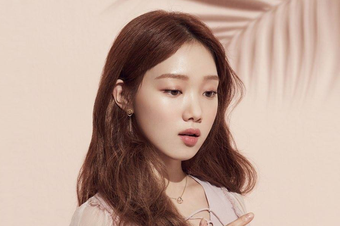 Lee Sung Kyung
