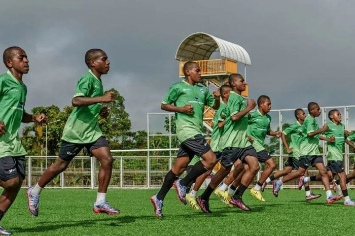 Perkembangan siswa-siswa Papua Football Academy dipantau dan direkam dengan metode sport science.