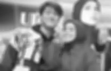 Di Depan Bos PS Store, Rizky Billar Refleks Lempar Kecupan pada Lesti Kejora, Sang Aktor: Maaf, Saya Ikut Kelepasan