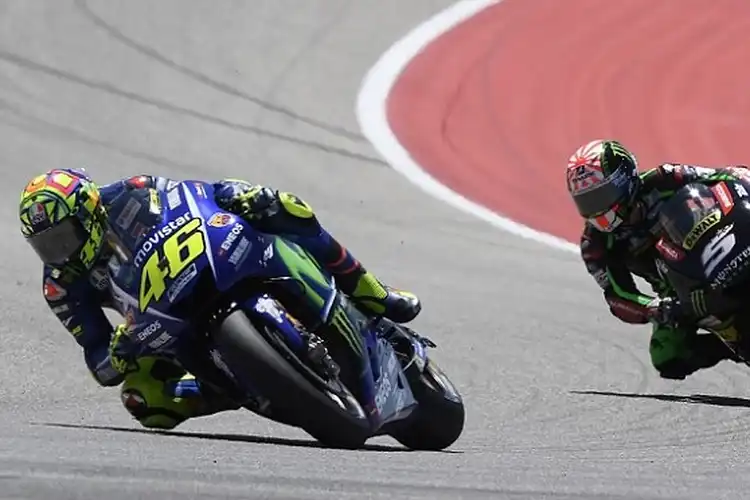 Ada Alasan yang Bikin Valentino Rossi Tidak Bisa Pakai Setingan Motor Johann Zarco