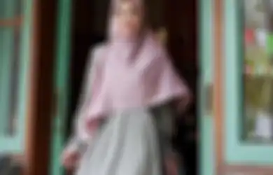 5 Model Dress Lebaran Sederhana Tapi Modis ala Selebgram Bella Almira