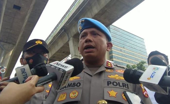 Kepala Divisi Profesi dan Pengamanan (Kadiv Propam) Irjen Ferdy Sambo di depan Lapangan Bhayangkara, Jakarta, Senin (20/6/2022).