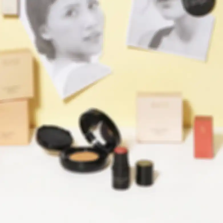 Cushion dan Cream Blush on dari Rollover Reaction