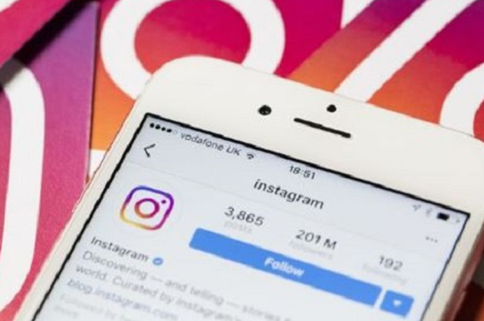 Ilustrasi Instagram