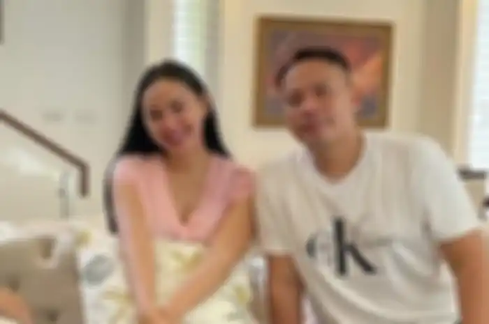 Kalina Ocktaranny dan Vicky Prasetyo cerai?