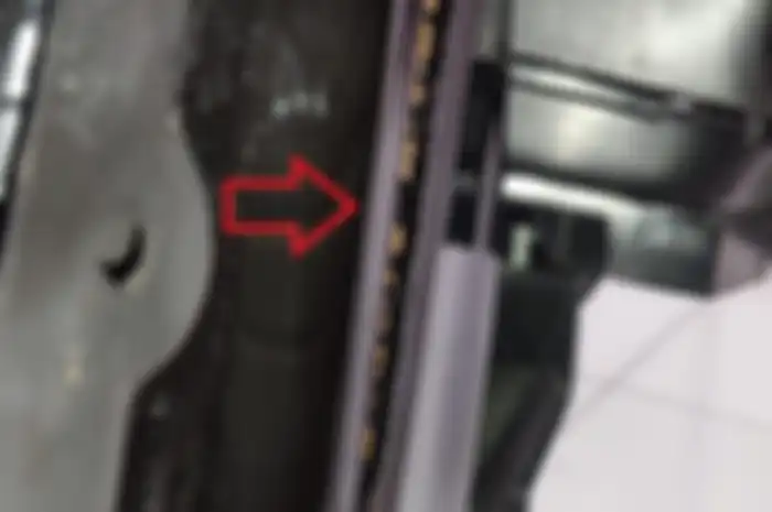 Bercak kuning yang ada di rangka eSAF motor matic Honda bukan karat melainkan Silicate. Pihak AHM mengaku belum ada laporan dari pemilik.