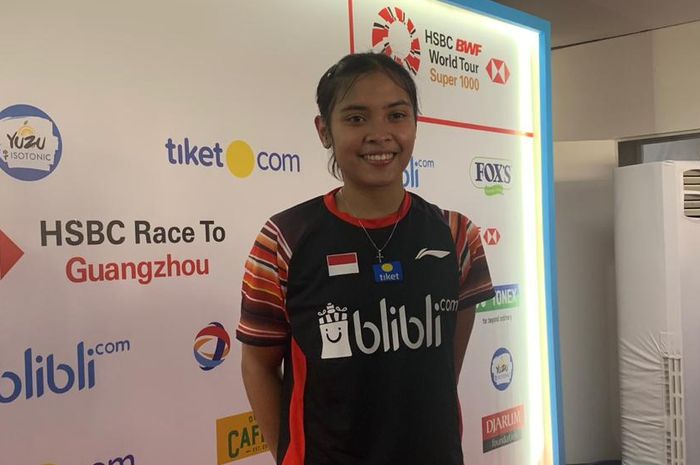 Pemain tunggal putri Indonesia, Gregoria Mariska Tunjung, usai pertandingan babak pertama Indonesia Open 2019 di Istora Senayan, Jakarta, Selasa (16/7/2019).