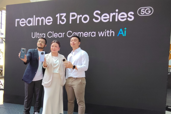 realme Indonesia resmi meluncurkan realme 13 Pro Series di Indonesia bersama dengan smartwatch realme Watch S2