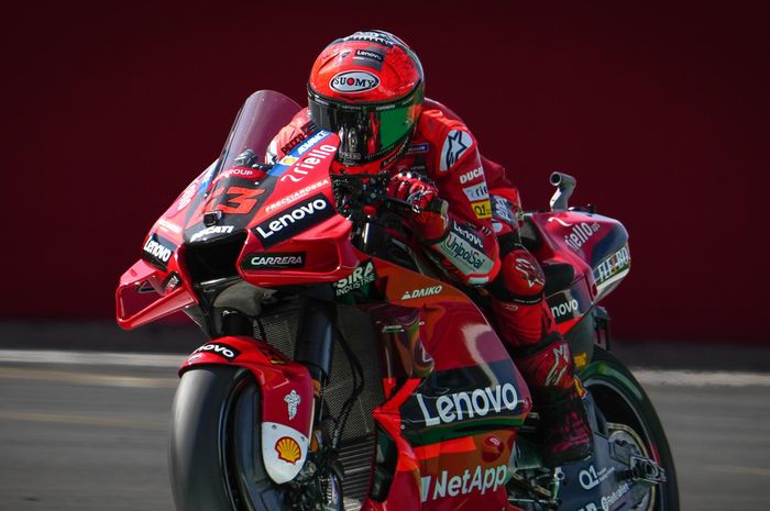 Pembalap Ducati Lenovo, Francesco Bagnaia, keluar sebagai pemenang balapan MotoGP Inggris 2022