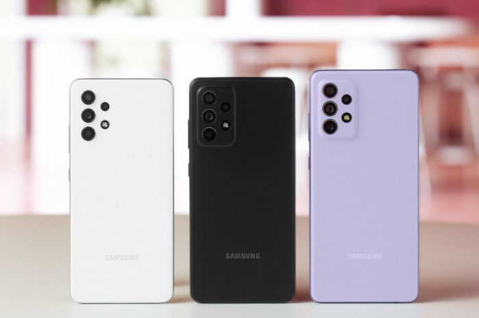 Samsung Galaxy A32, Galaxy A52, dan Galaxy A72.