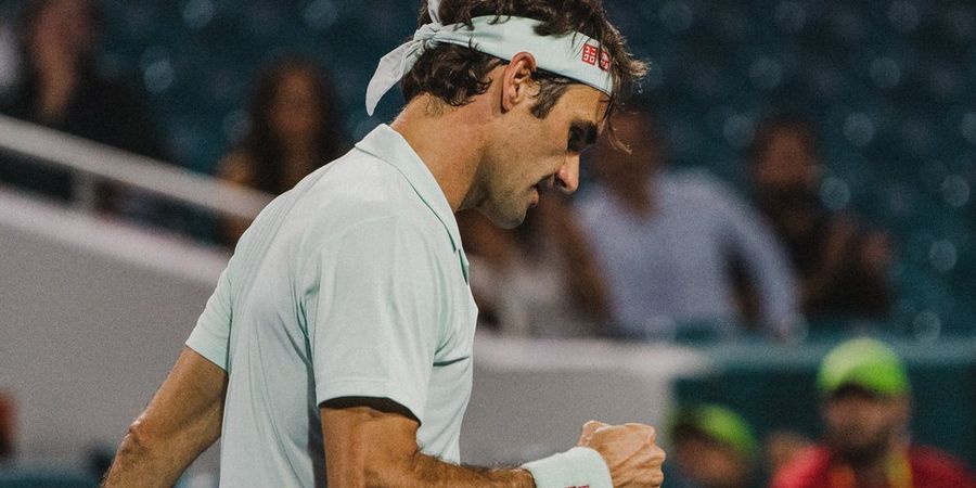 Comeback Roger Federer di Atas Lapangan Tanah Liat Berakhir Manis