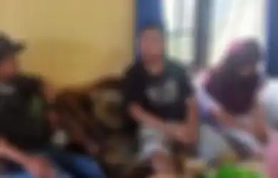 Gilang Bungkus Tak Hanya Lecehkan Mahasiswa Secara Digital, Pemuda Ini Bongkar Kelakuan Pelaku yang Renggut Kehormatannya, Tubuh Tiba-tiba Ditutup Selimut dan Kemaluan Diremas Saat Menginap di Indekos