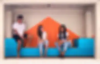 Nikahi Kakak Kandung Luna Maya, Kecantikan Feby Jabrik Tetap Terpancar Meski Sudah Punya Anak 2, Intip Potretnya Saat Liburan Bersama Keluarga Kecilnya