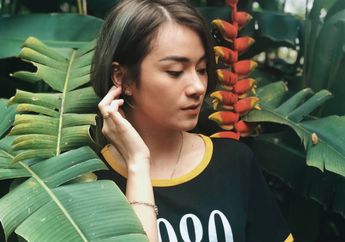 Jadi Generasi Sandwich Sejak ABG, Dara The Virgin Nyesek Ungkap Kelakukan Keluarga yang Jual Asetnya Diam-diam: Semuanya Udah Ilang!