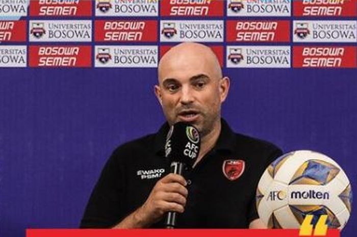 Pelatih PSM Makassar, Bernardo Tavares.