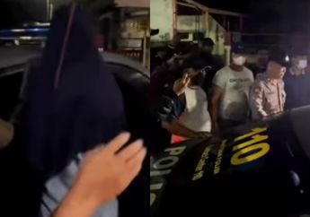Mobil Goyang di Pelataran Masjid Bikin Curiga, Sepasang Remaja Kepergok Lakukan Hal Tak Senonoh hingga Dilaporkan ke Polisi, Begini Kronologinya