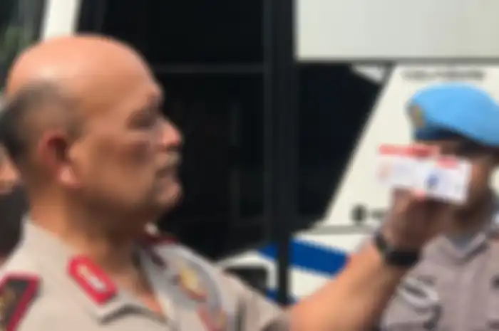 Berapa biaya pembuatan atau perpanjang SIM pintar?