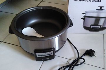 5 Cara Membersihkan Panci Listrik yang Aman Agar Tak Mudah Rusak, Jangan Asal Disiram!