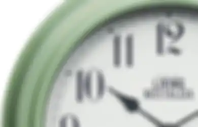 Warna Hijau Sage Juga Apik untuk Jam Dinding, Ini 4 Rekomendasinya!