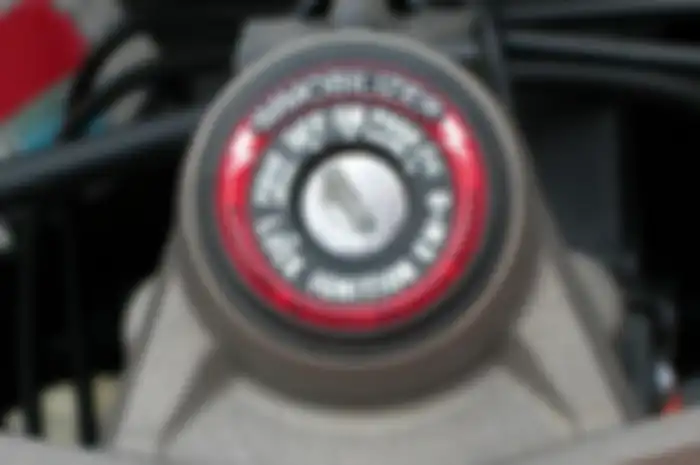 Kunci immobilizer motor
