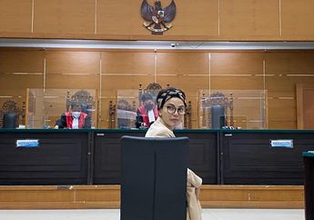 Nikita Mirzani Naik Pitam, Marah Usai Tangannya Ditarik Pasca Sidang Eksepsi: Nggak Usah Ditarik!