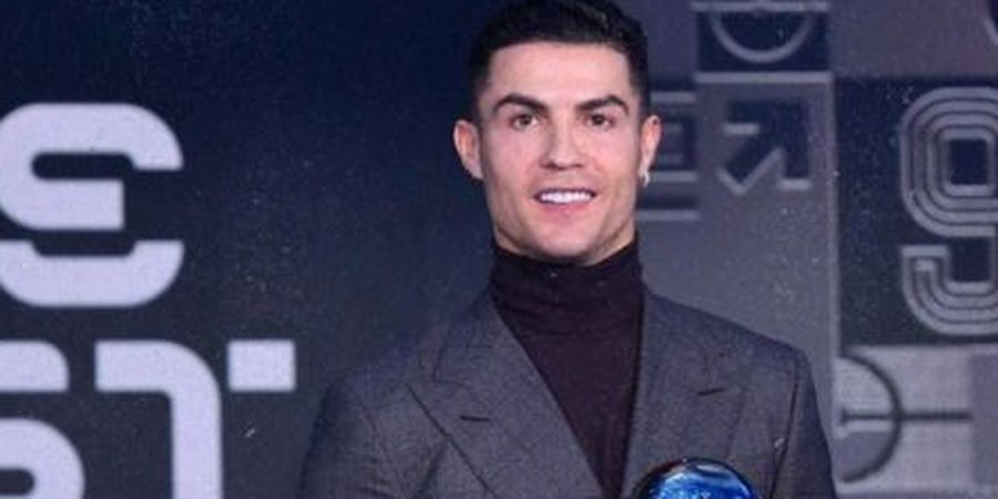 Sabet Trofi Spesial dari FIFA, Cristiano Ronaldo Makin Termotivasi dan Enggan Pensiun