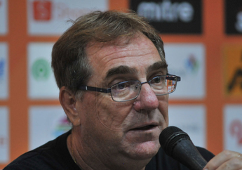 Beda Reaksi Robert Rene Alberts Menanggapi Debut 2 Pemain Anyar Persib