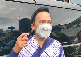 Sambut Natal, Ruben Onsu Mulai Hias Rumahnya