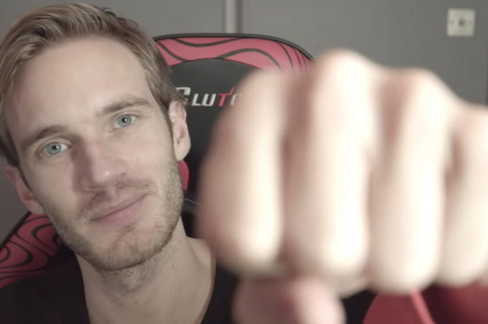 PewDiePie berhasil jadi Youtuber tunggal pertama yang meraih 100 juta subscriber
