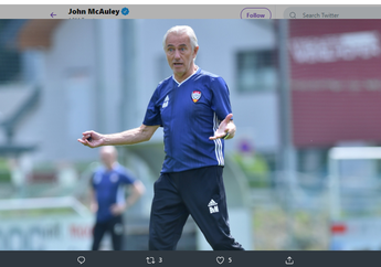 Bantai Indonesia, Bert van Marwijk: Para Pemain UEA Bersantai dan Menganggap Ini Laga Mudah