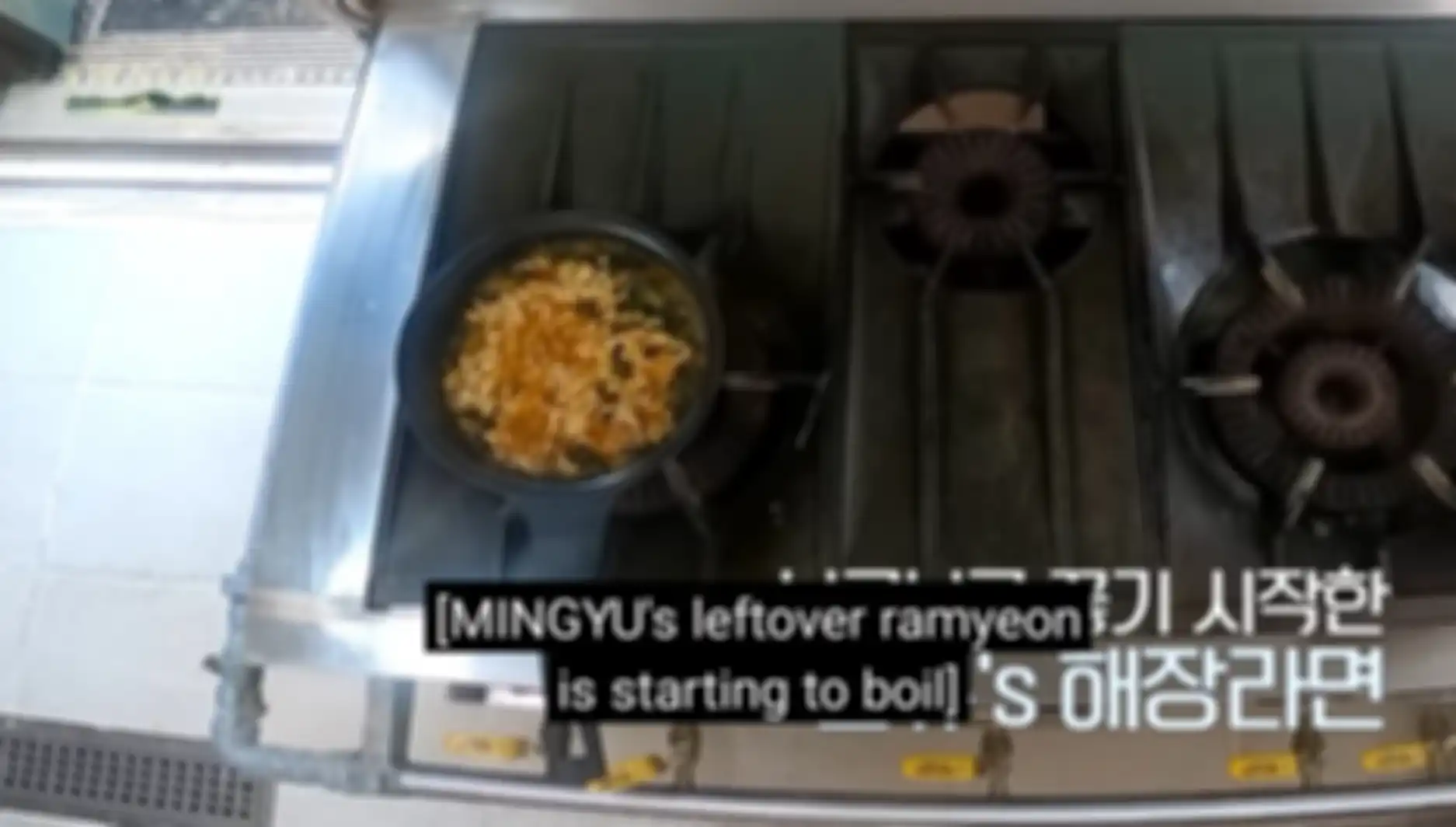 Kreasi mi instan Mingyu