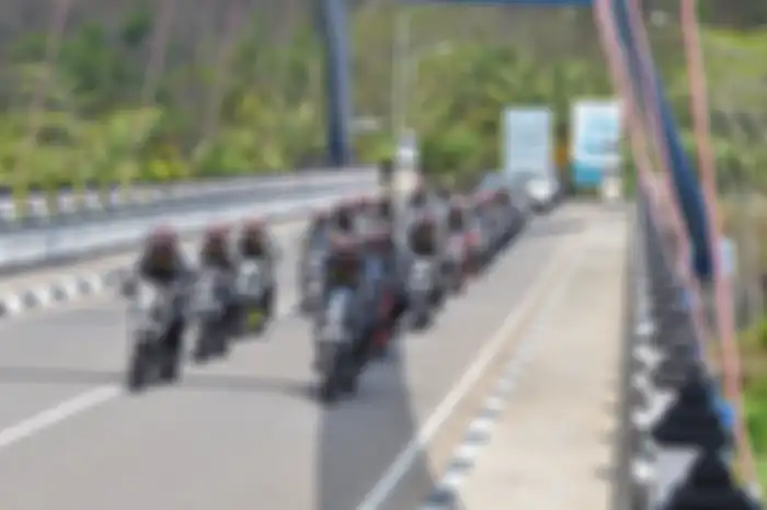 Turing 15 Bikers Suzuki GSX150 Bandit Temui Jalur Menantang di Pacitan, Gas Pol Rem Sediki!