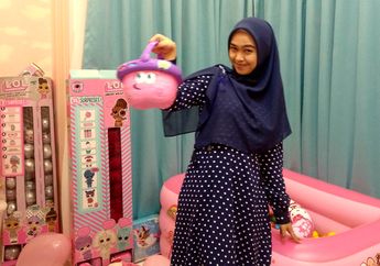 Foto-foto Mewahnya Kamar Ria Ricis, Serba Pink dan Penuh Nuansa Hello Kitty