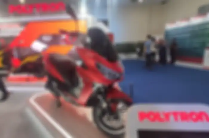 Motor listrik dengan harga murah Polytron Fox-R.