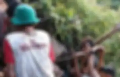  10 Jam Bertahan Hidup Usai Terjepit Batu Raksasa, Pemburu Bonsai Asal Wonogiri Ini Akhirnya Hembuskan Nafas Terakhirnya, Masih Sempat Makan saat Tim sar Berproses Mengevakuasi 