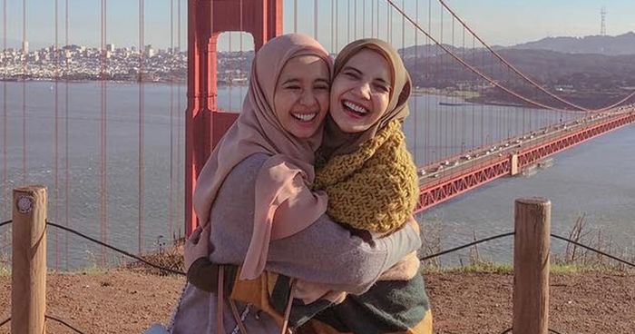 Laudya Cynthia Bella dan Zaskia Sungkar