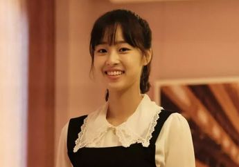 Seorang Mantan Teman Sekolah Mengaku Adegan Ha Eun Byeol di The Penthouse Mengingatkannya pada Tindakan Choi Ye Bin Saat Masih SMP: Itu Persis, Aku Tahu Itu Kamu