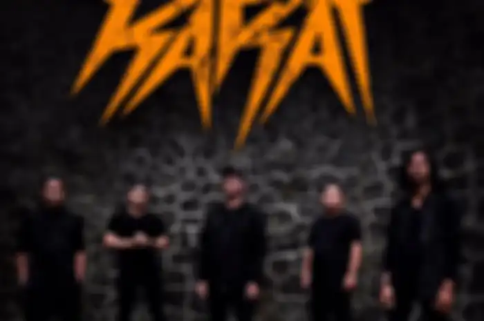 Komplotan metalcore asal Malang, Karat merilis single terbarunya 'Manusia Baja' yang menandai 7 tahun eksistensi mereka.