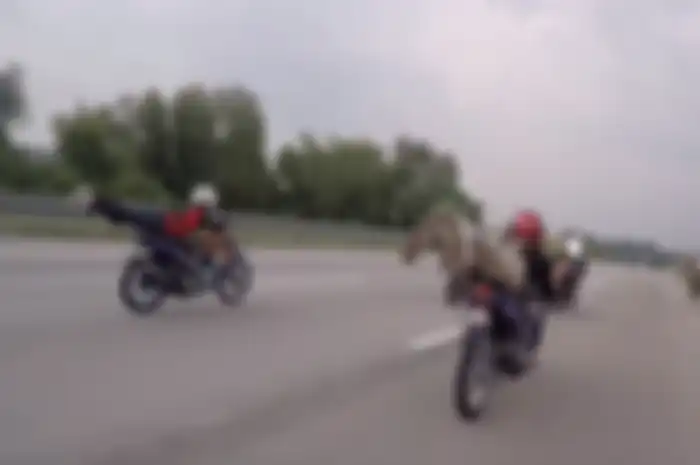 Balap liar Mat Rempit di Malaysia.