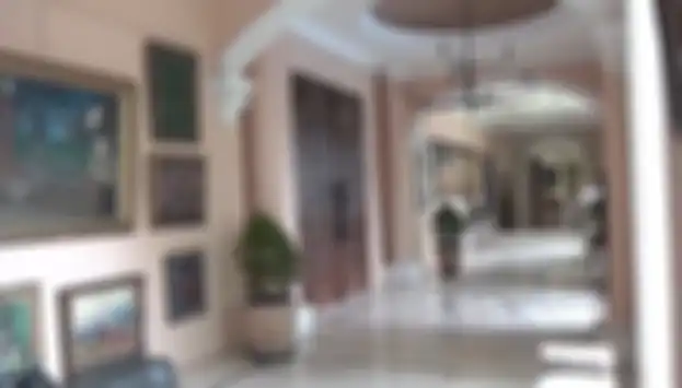 Foyer di rumah Nia Ramadhani