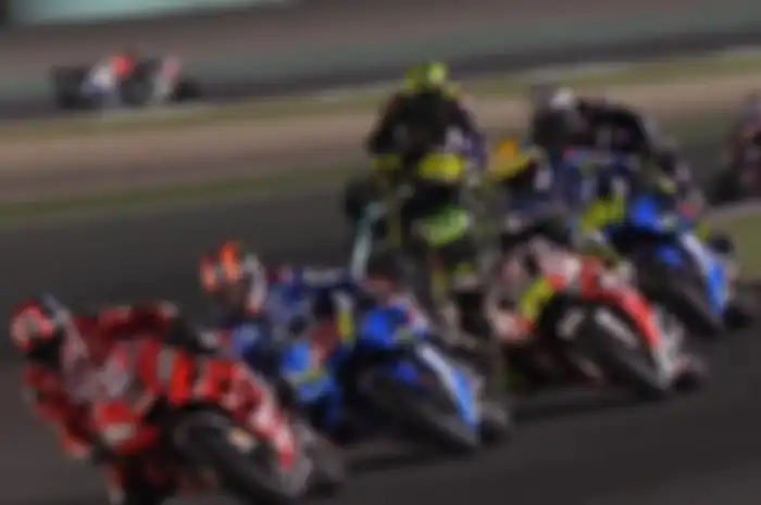 Alex Rins sempat merangsek ke posisi kedua di MotoGP Qatar (11/3/2019).