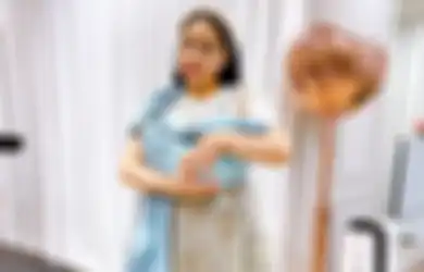Bikin Murka! Momen Nagita Slavina Dijenguk Prilly Latuconsina Pancing Amarah Netizen Usai Istri Raffi Ahmad Lakukan Hal Sepele yang Dinilai Tak Sopan