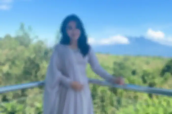 Ayu Ting Ting.