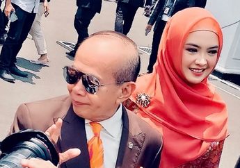 Bak Langit dan Bumi dengan Hidupnya Sekarang yang Dinikahi Wakil Ketua MPR yang Usianya 27 Tahun Lebih Tua, Artis Cantik ini Ternyata Dulu Harus Pontang-panting Kerja Keras Demi Sambung Hidup