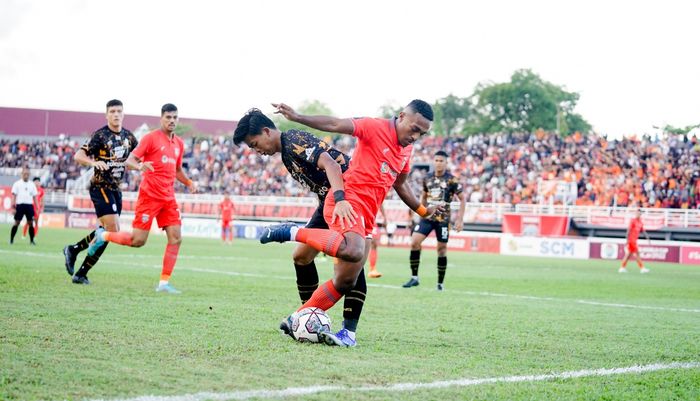 Suasana pertandingan Borneo FC melawan RANS Nusantara FC, Selasa (28/6/2022) sore.